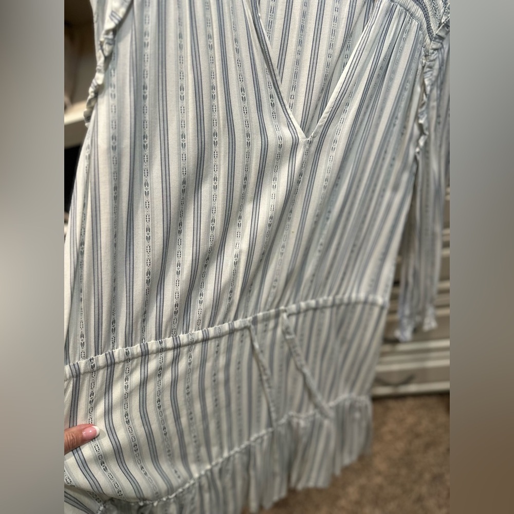 Paige Kylenn long sleeve tie waist flounce hem striped dress size Large- MINT - Picture 10 of 11